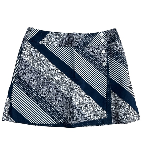 Lady Hagen Dresses & Skirts - Lady Hagen Navy and White Patterned Golf Skort Skirt